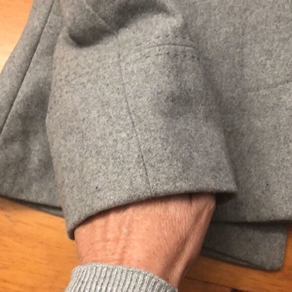 🧥 Menora Double Breasted Grey 🧥 - Picture 7 of 12